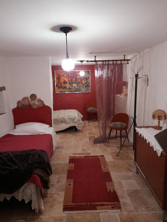 Sur Le Chemin Bed & Breakfast Auvillar Екстериор снимка